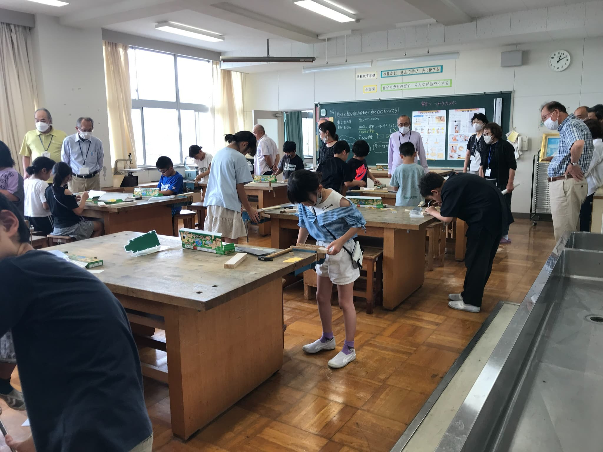 adef1f88-9dcb-4687-ab2b-6fe620feabb4.jpg